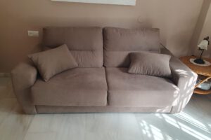 Couch Nebenhaus